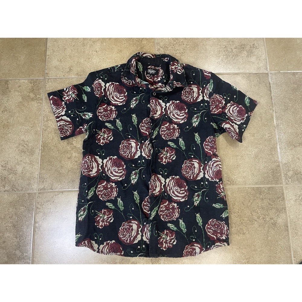 Eighty Eight Mens Sz M Black Red Roses Knitted Short Sleeve Button Up Shacket